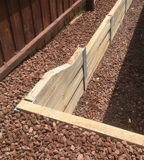 Retaining wall with pathway